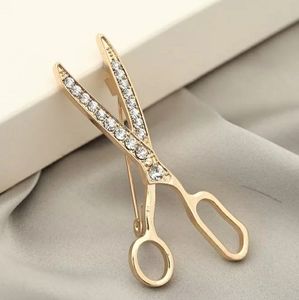 💇♀️Gold Crystal✂️Scissor Brooch💇♂️